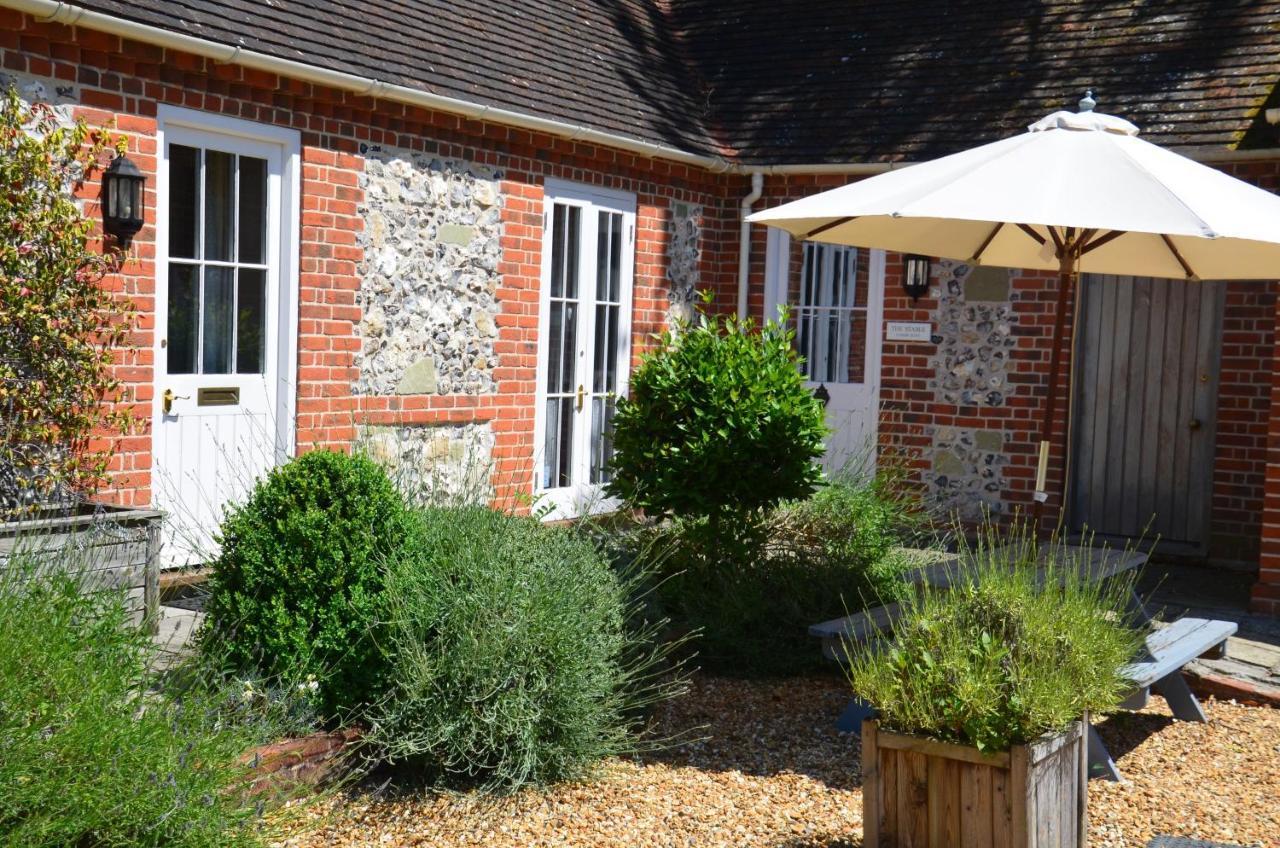 Stonehenge Cottages Salisbury Exterior photo