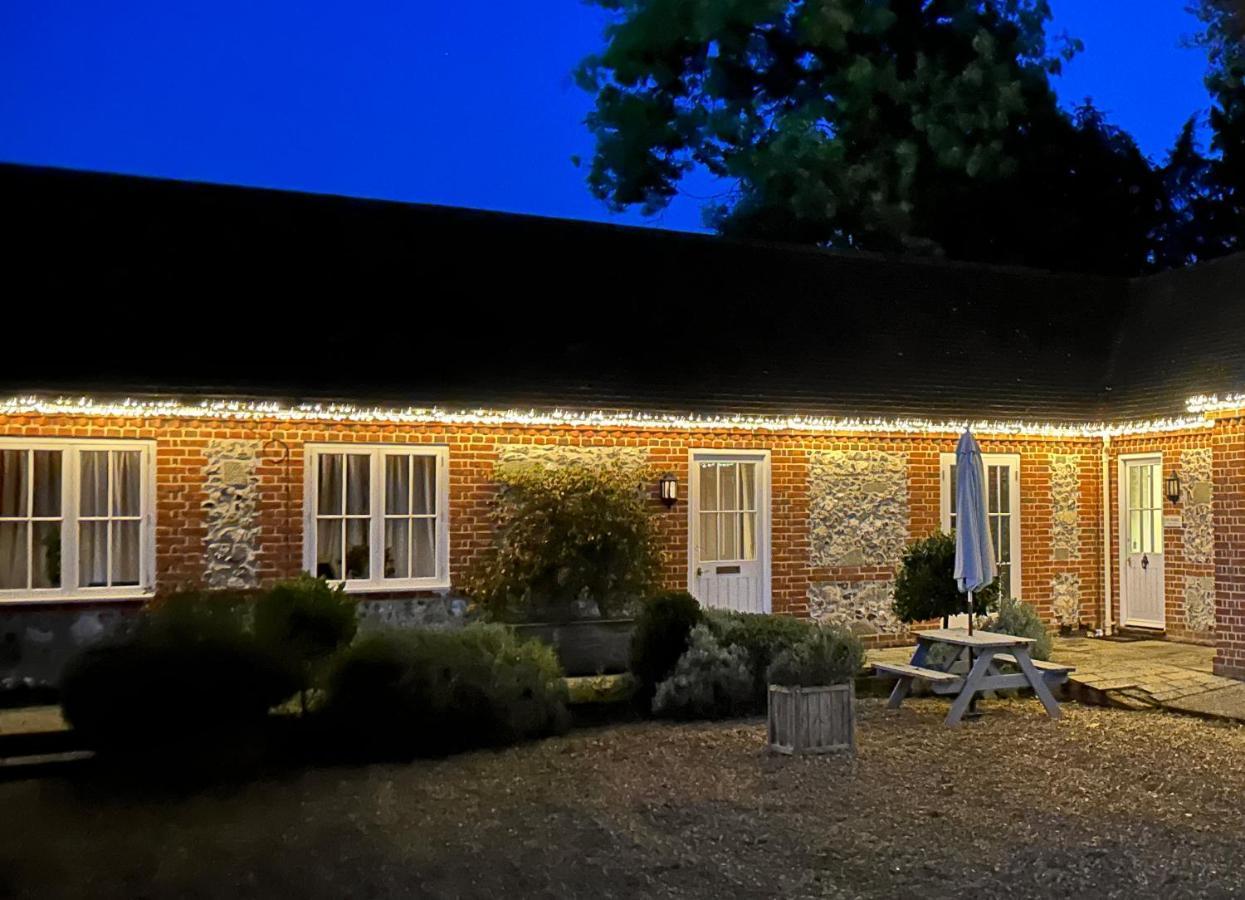 Stonehenge Cottages Salisbury Exterior photo